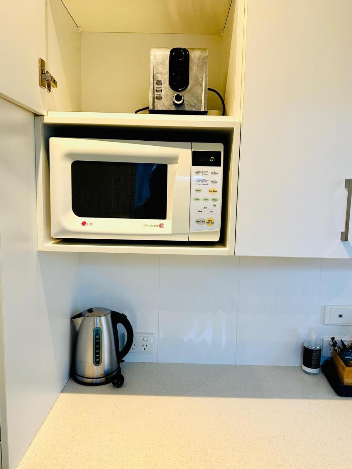 Merivale Motel Tumut Bagian luar foto
