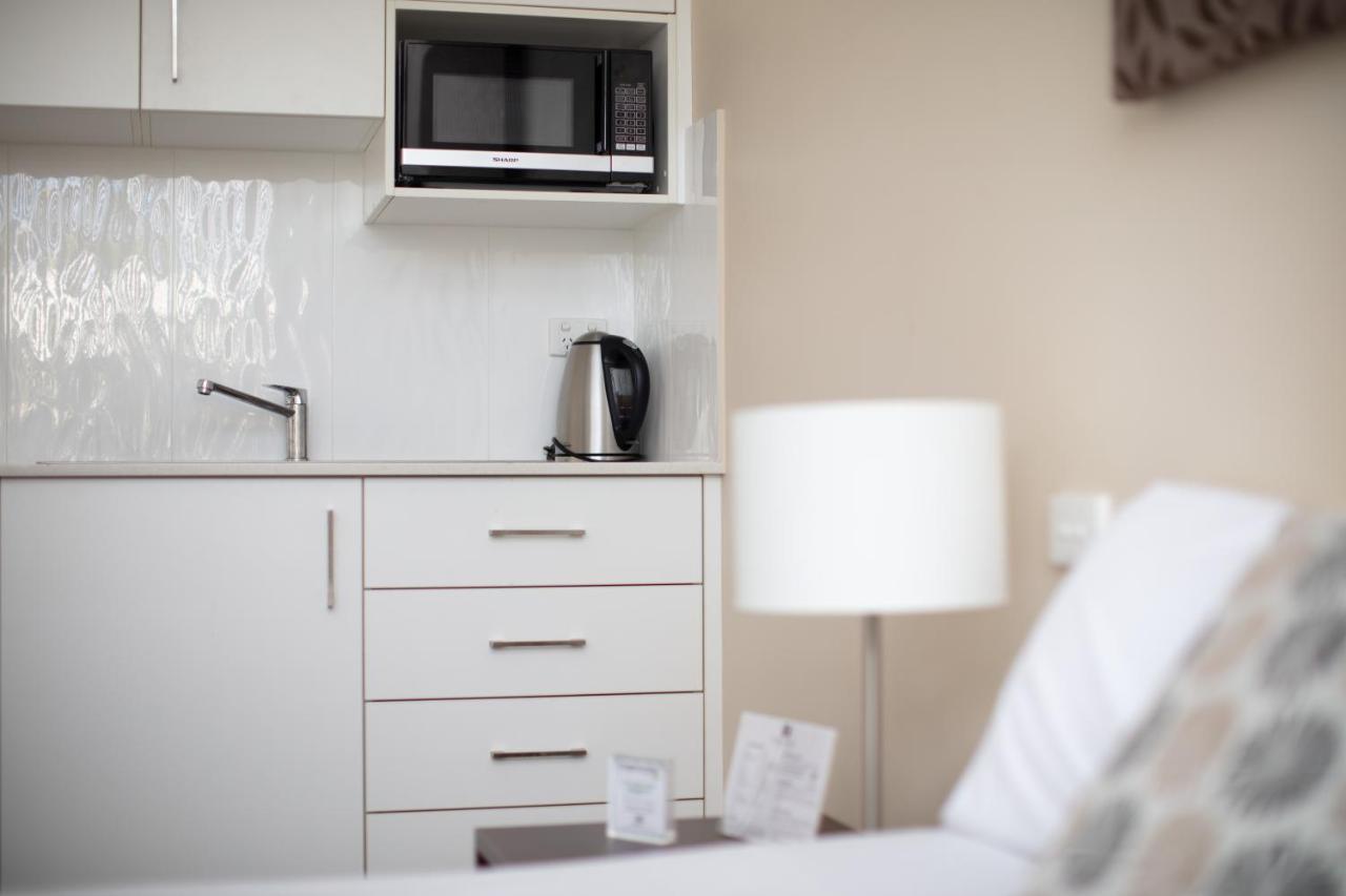 Merivale Motel Tumut Bagian luar foto
